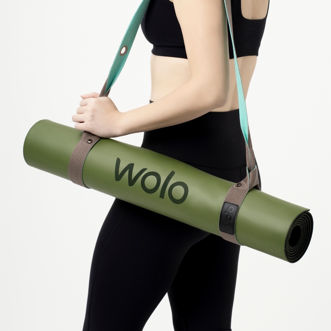 lady carry green yoga mat with mint green yoga mat strap#color_mint green